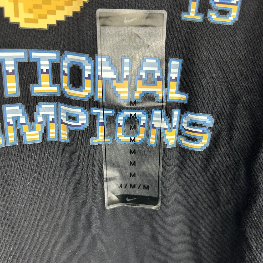 Kids NikeT-shirt Size Medium Sportswear Champs‎ 2019 National Championship